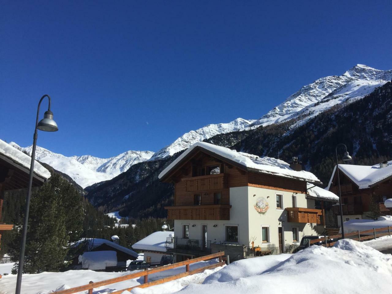 Chalet Bucaneve Санта-Катерина-ди-Вальфурва Экстерьер фото